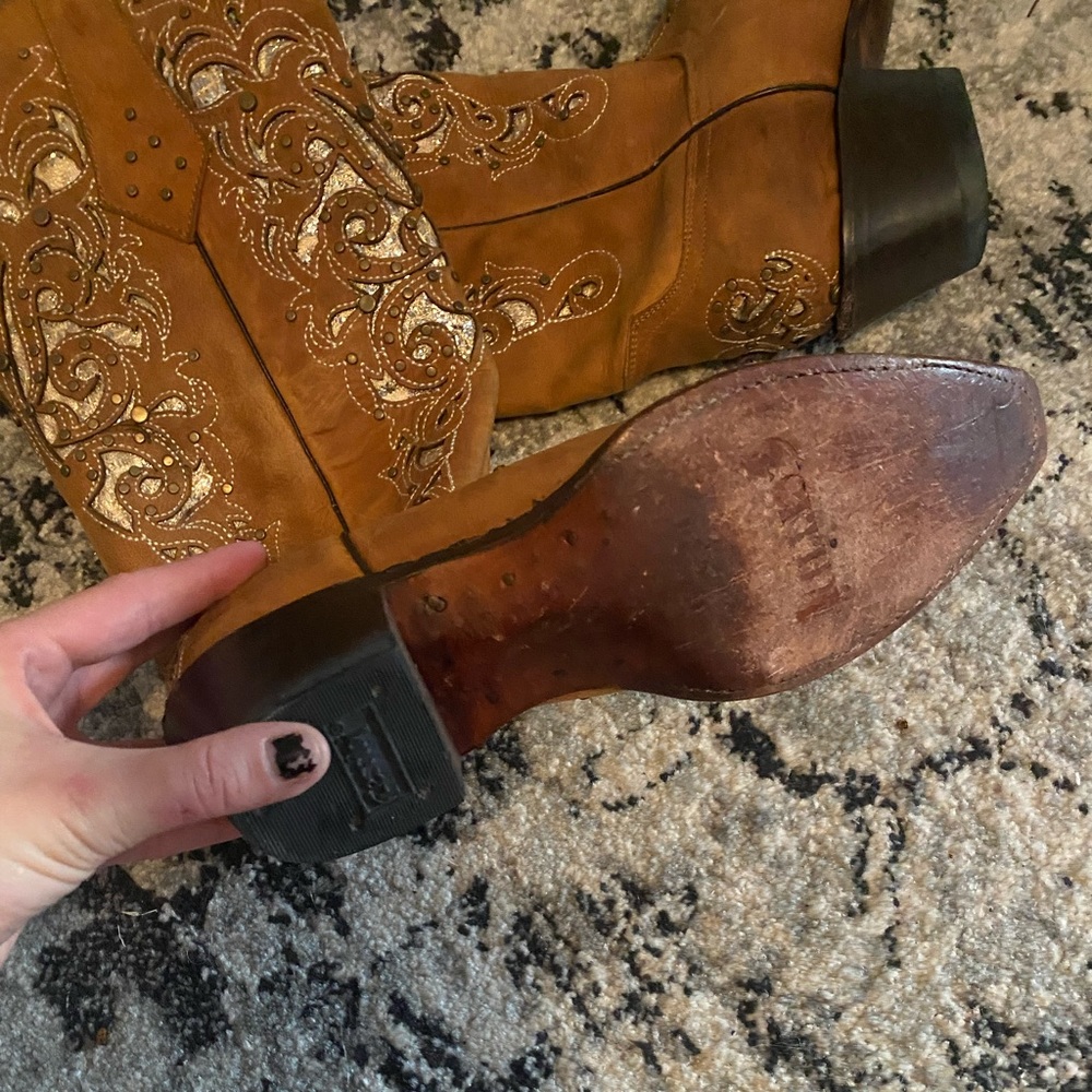cowgirl boots
